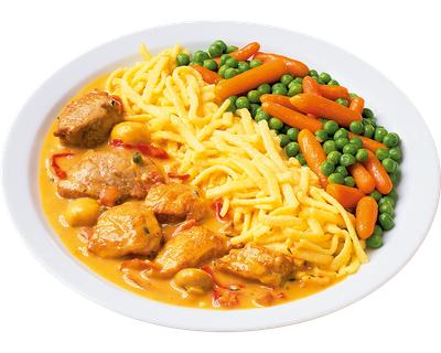 Hähnchen in Paprikasoße mit Nudeln
